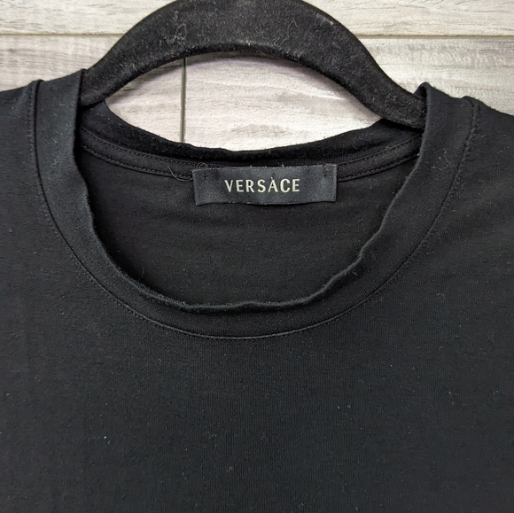 Basic Versace tee - Picture 4 of 5